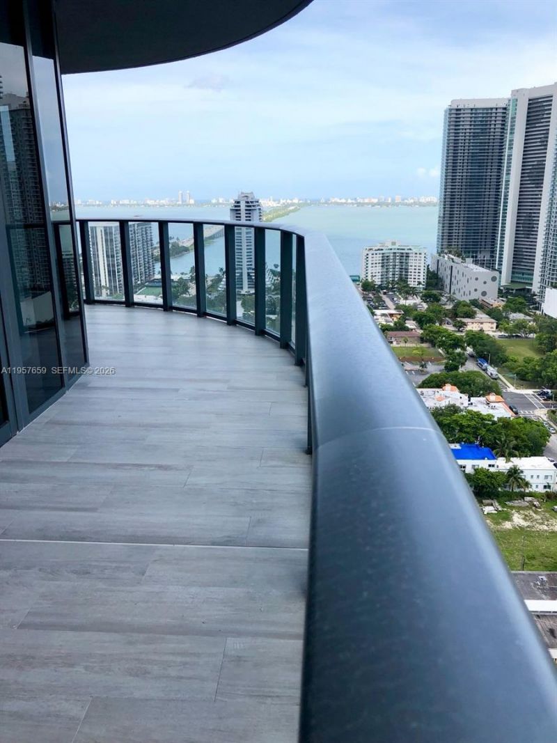 121 NE 34th St , Unit 2704, Miami, FL 33137 Photo