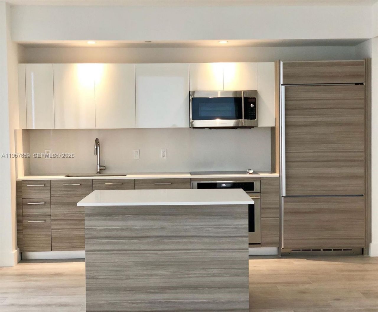 121 NE 34th St , Unit 2704, Miami, FL 33137 Photo