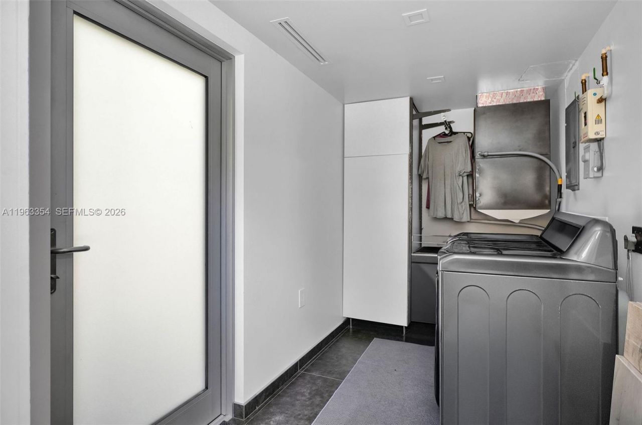 19955 SW 186th St, Miami, FL 33187 Photo