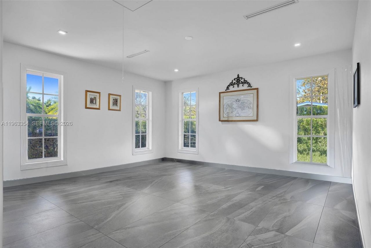 19955 SW 186th St, Miami, FL 33187 Photo