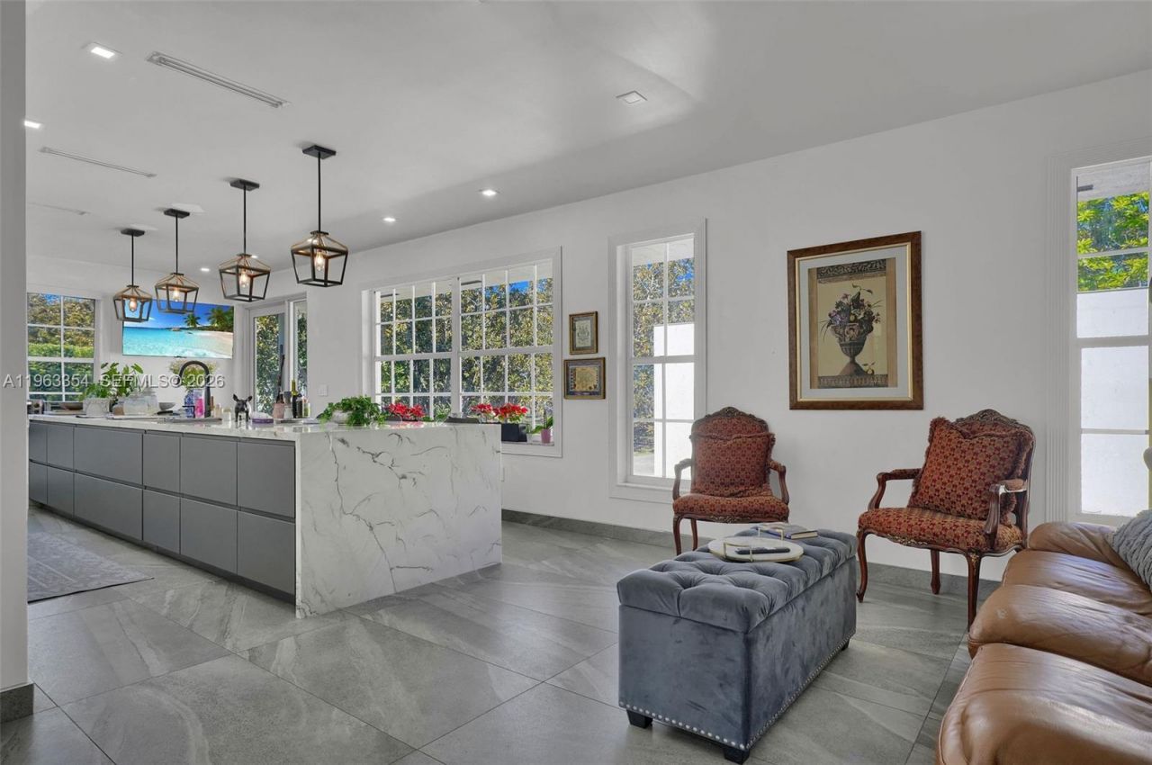 19955 SW 186th St, Miami, FL 33187 Photo