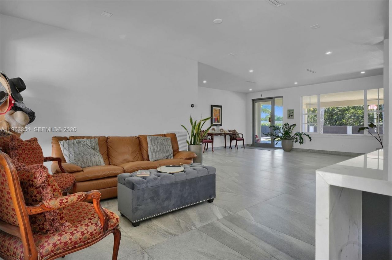 19955 SW 186th St, Miami, FL 33187 Photo