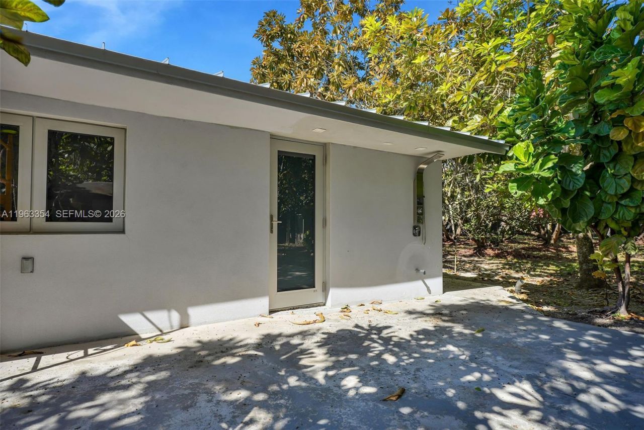 19955 SW 186th St, Miami, FL 33187 Photo