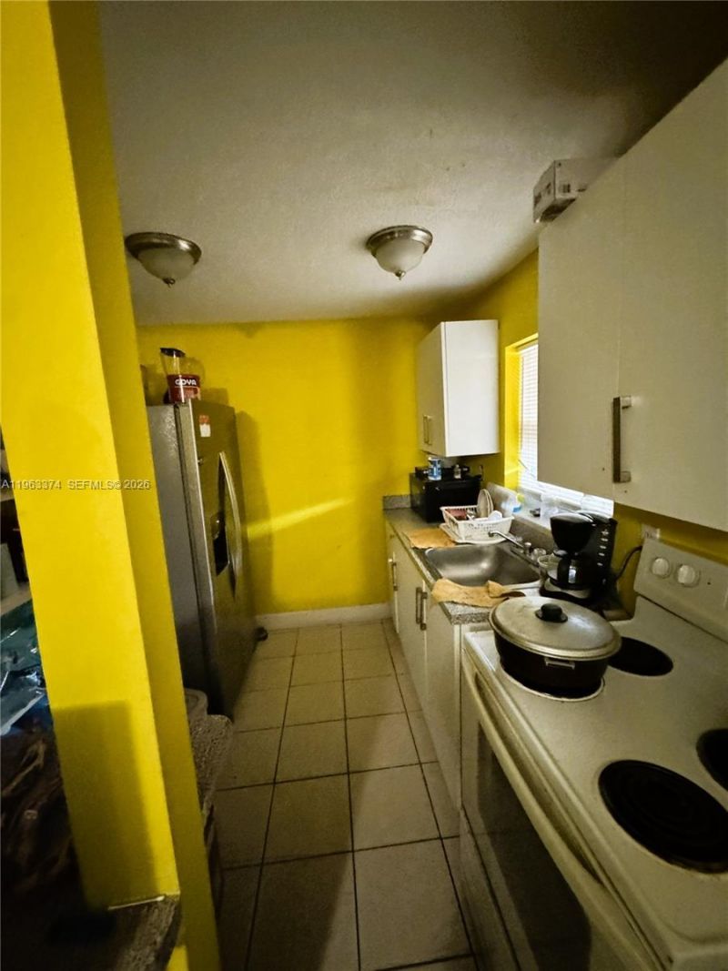 430 NW 53rd Ave , Miami, FL 33126 Photo