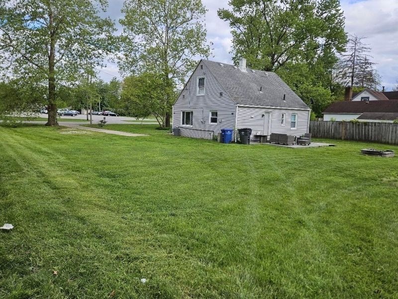 1349 Crest Road, Reynoldsburg, OH 43068 Photo 2