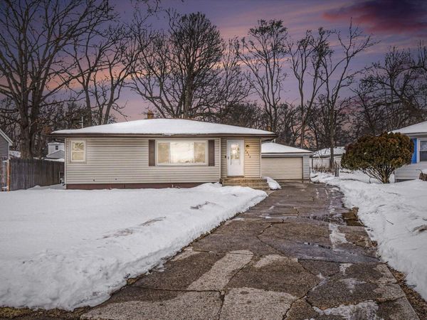 4832 Aleda Avenue SE, Grand Rapids, MI 49508