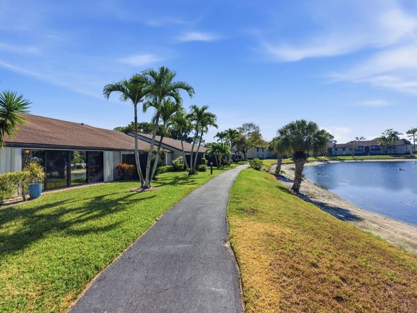 705 Sunny Pine Way, Unit H, Greenacres, FL 33415