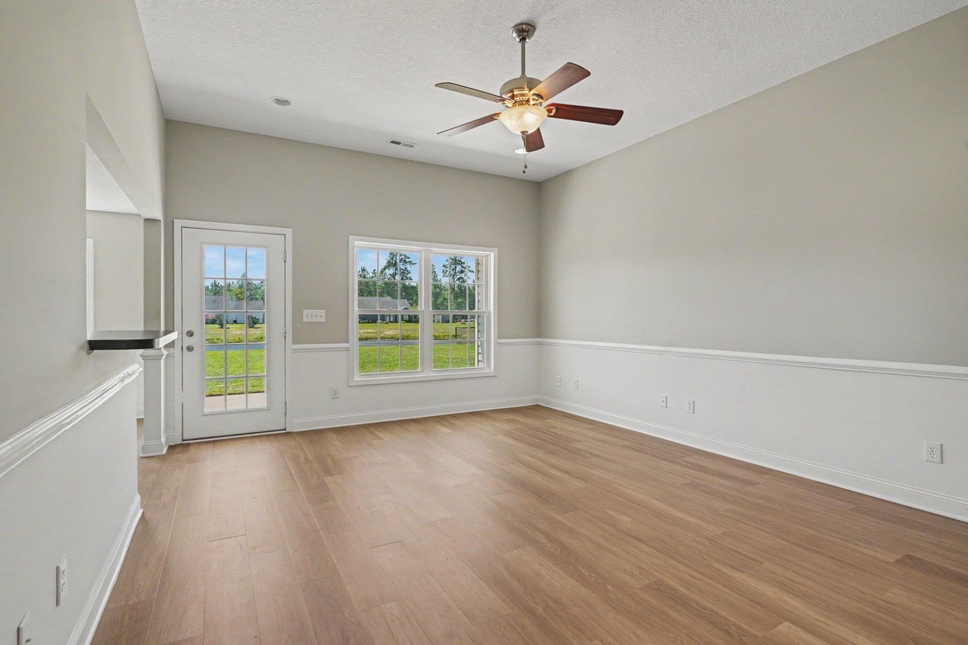 321 Millbrook Circle Photo 4