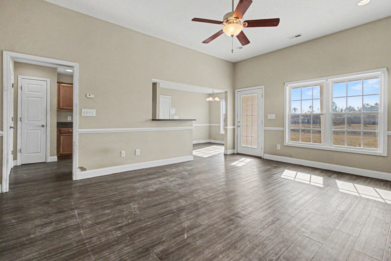 321 Millbrook Circle  Photo 5