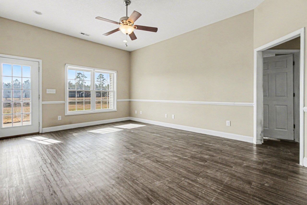 321 Millbrook Circle  Photo 7