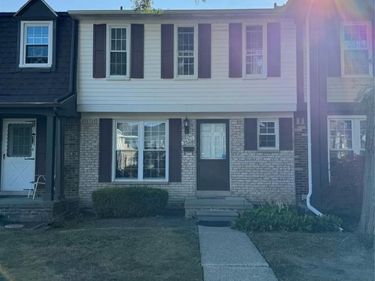 36311 Park Place Drive, Sterling Heights, MI 48310