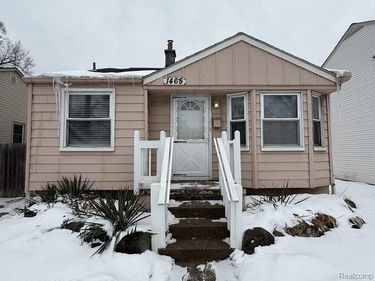 1465 E 14 Mile Road, Birmingham, MI 48009