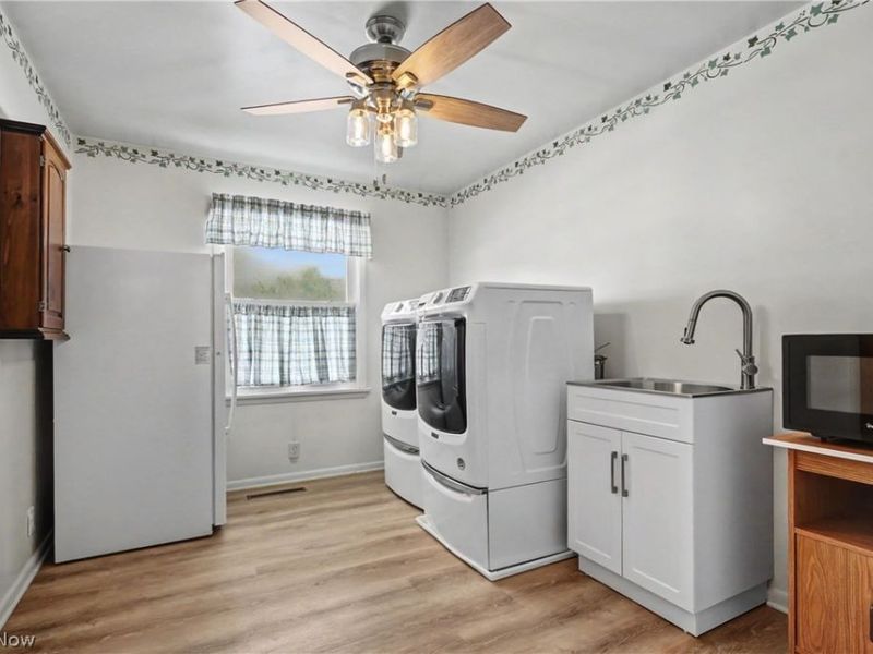 349 Bell Avenue, Columbiana, OH 44408 Photo 8