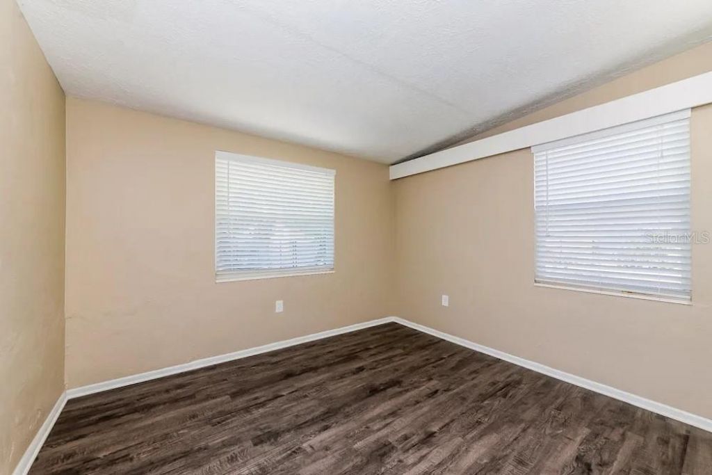 6218 Nutmeg Avenue, Sarasota, FL 34231 Photo