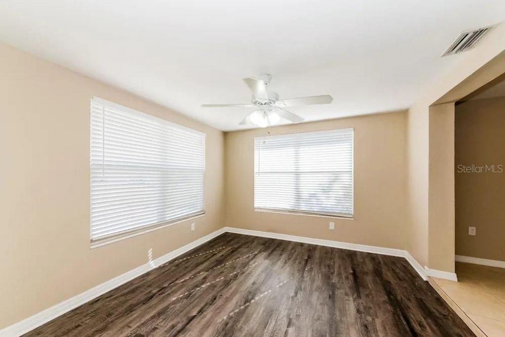 6218 Nutmeg Avenue, Sarasota, FL 34231 Photo