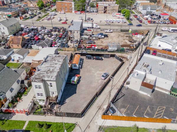 1748 N Keating Avenue, Chicago, IL 60639