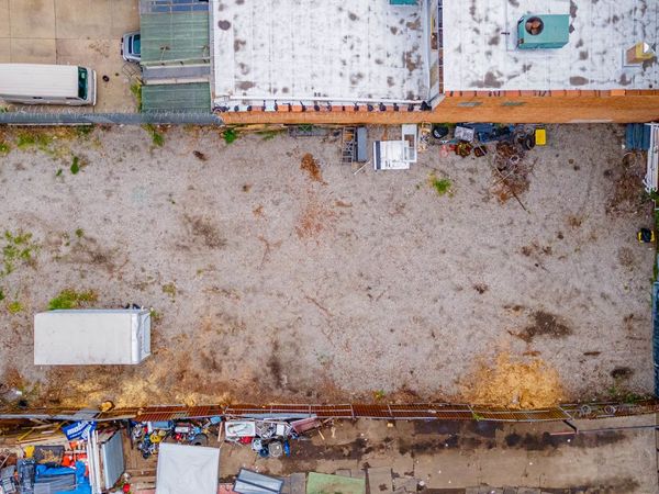 4718 W Le Moyne Street, Chicago, IL 60651