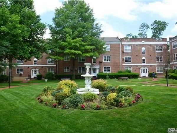 221 Middle Neck Road , Unit G5, Great Neck, NY 11021