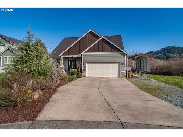 191 SE CALLAHAM CT, Myrtle Creek, OR 97457