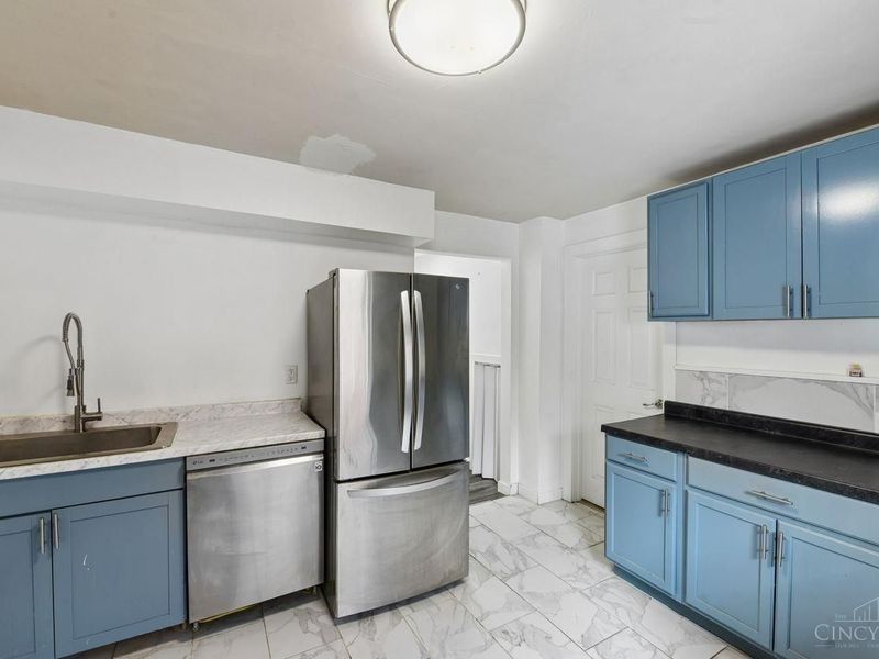 2183 Westwood Northern Boulevard, Cincinnati, OH 45225 Photo 11