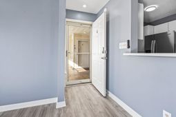 2258 Essex Dr. photo 4