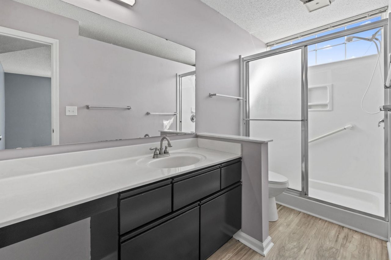 2258 Essex Dr. Photo 23