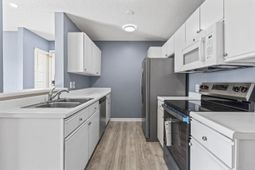 2258 Essex Dr. photo 4