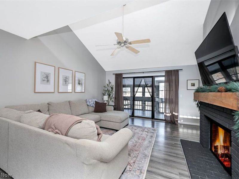 231 Portage Lakes Drive, Akron, OH 44319 Photo 12