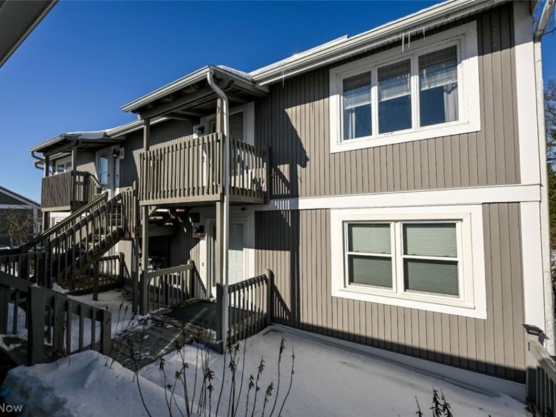 231 Portage Lakes Drive, Akron, OH 44319 Photo 2