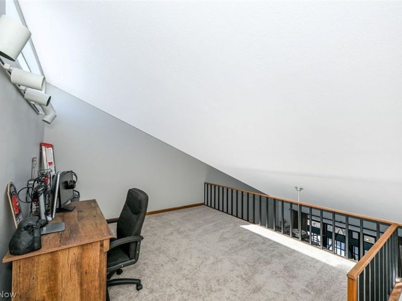 231 Portage Lakes Drive, Akron, OH 44319 Photo 21