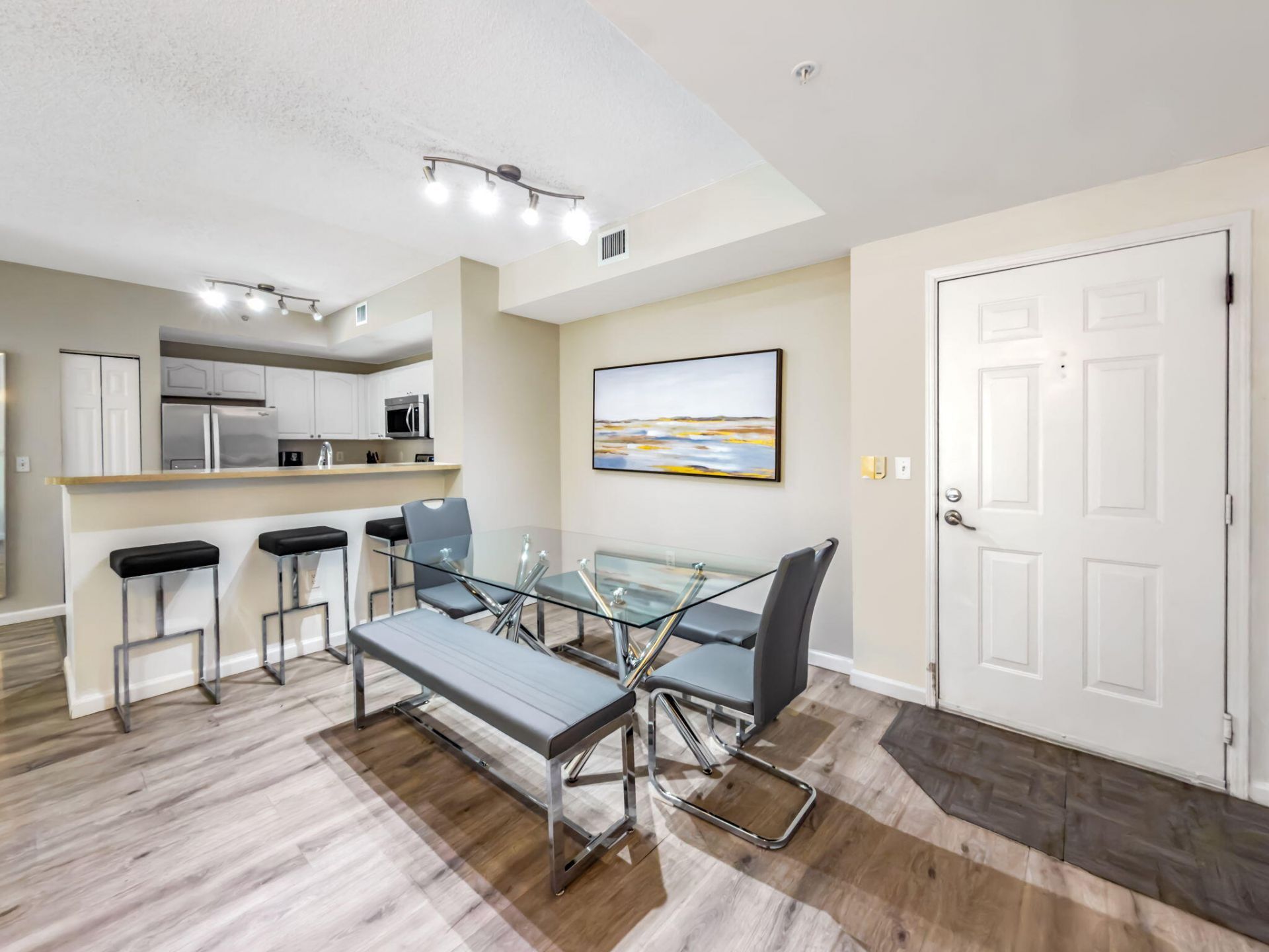 630 S Sapodilla Avenue, Unit 218, West Palm Beach, FL 33401 Photo