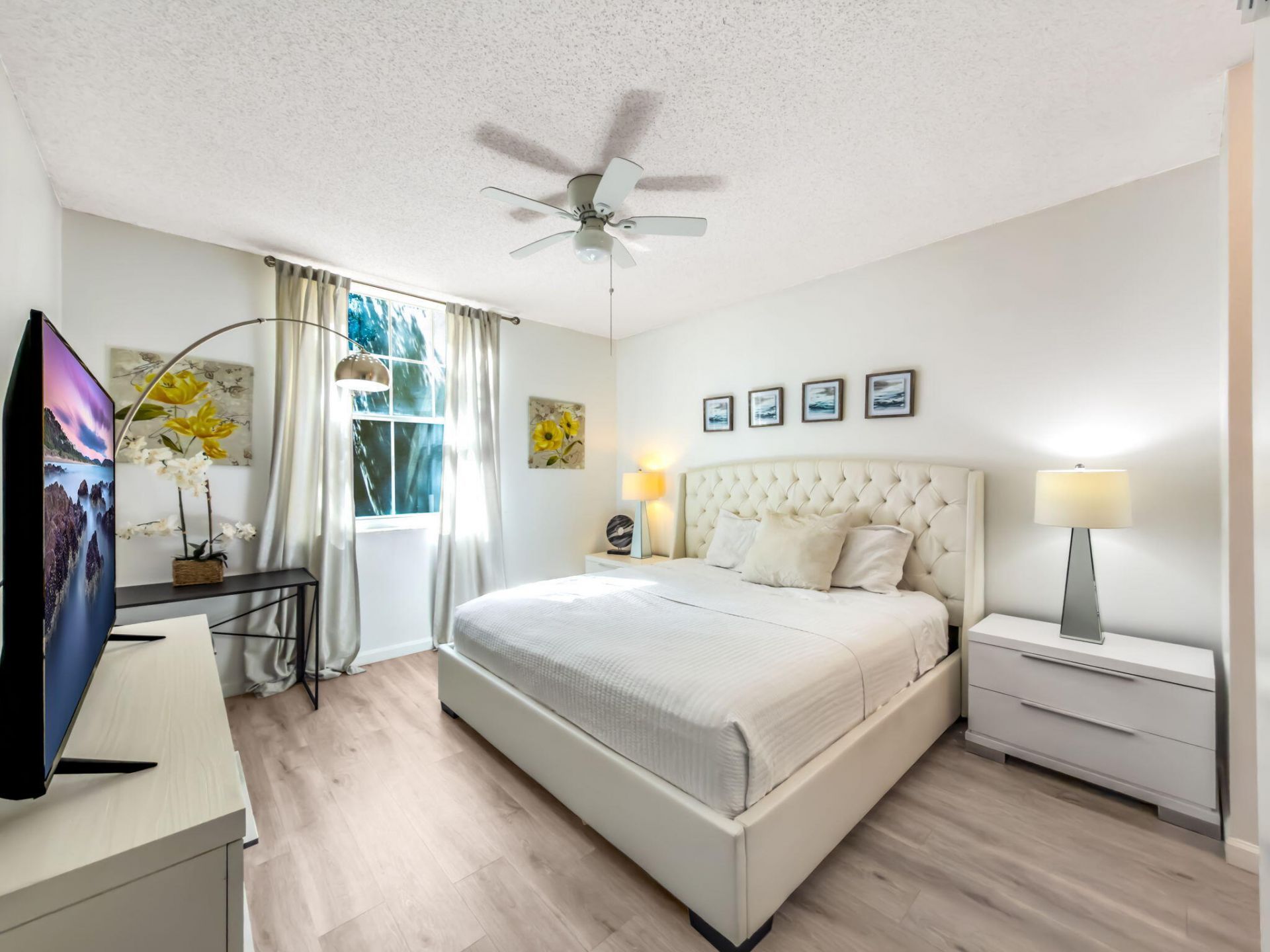 630 S Sapodilla Avenue, Unit 218, West Palm Beach, FL 33401 Photo