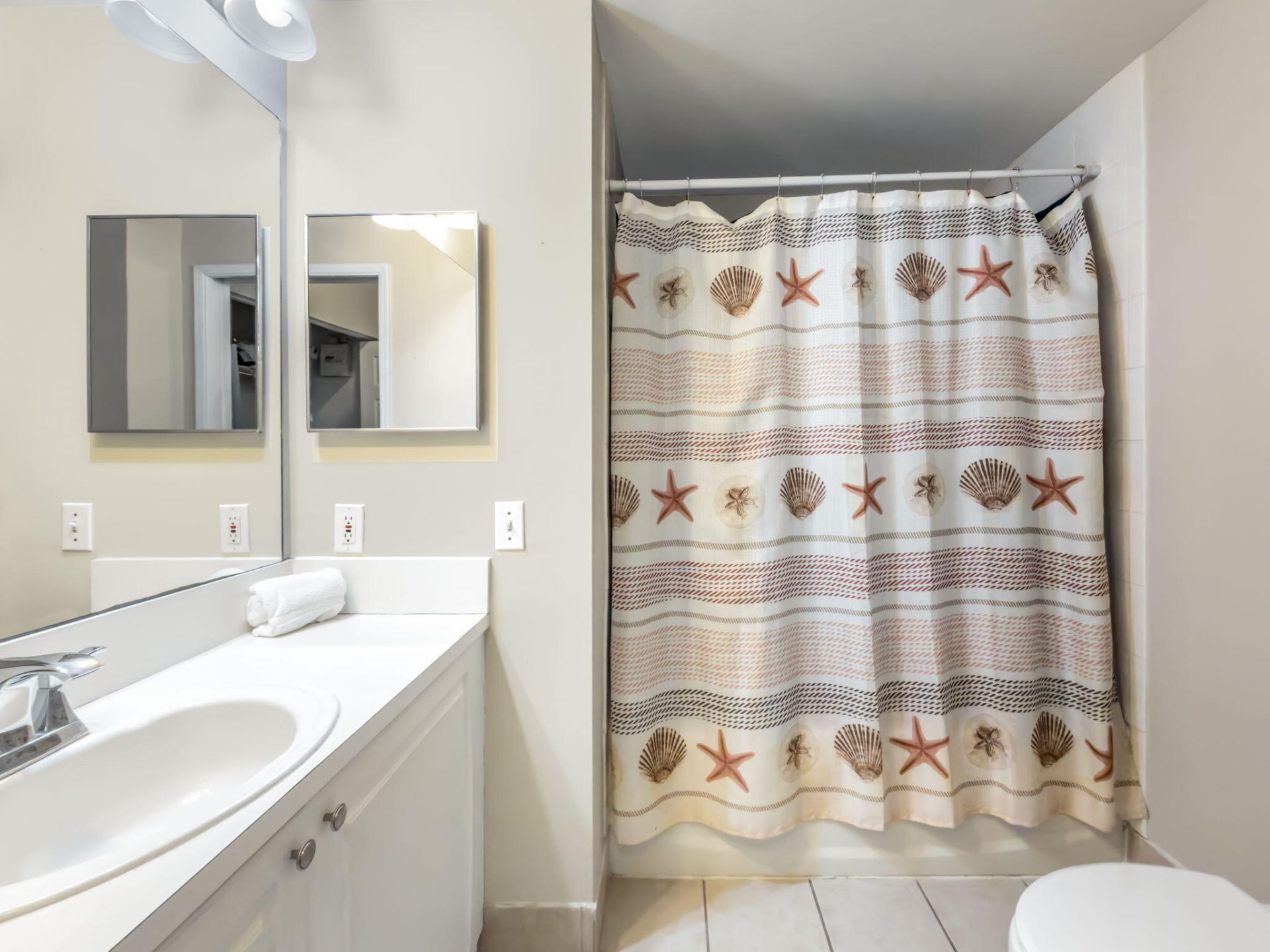 630 S Sapodilla Avenue, Unit 218, West Palm Beach, FL 33401 Photo