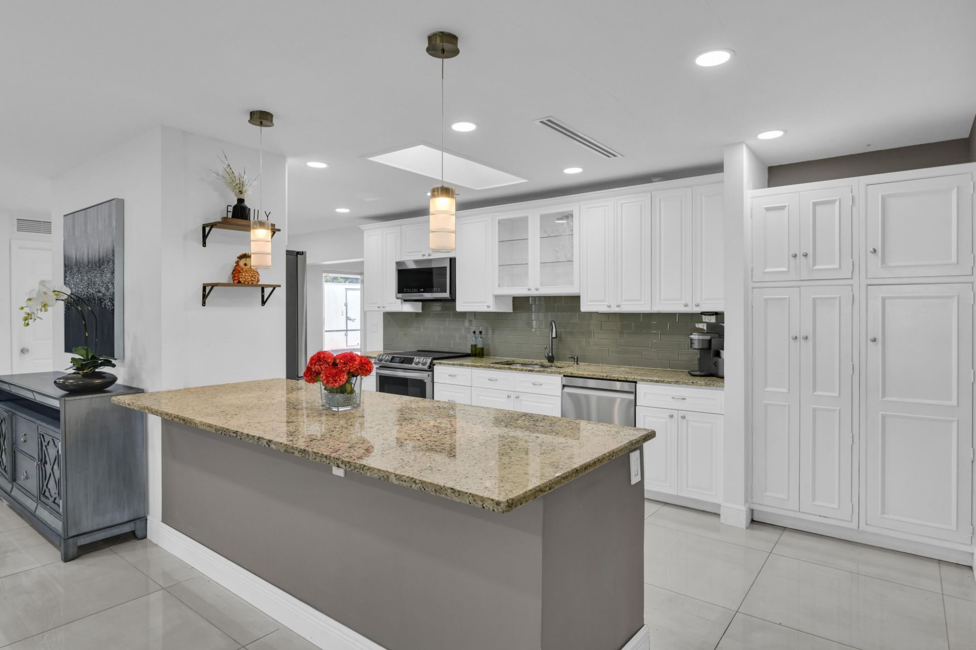 3150 Gulfstream Road, Palm Springs, FL 33461 Photo