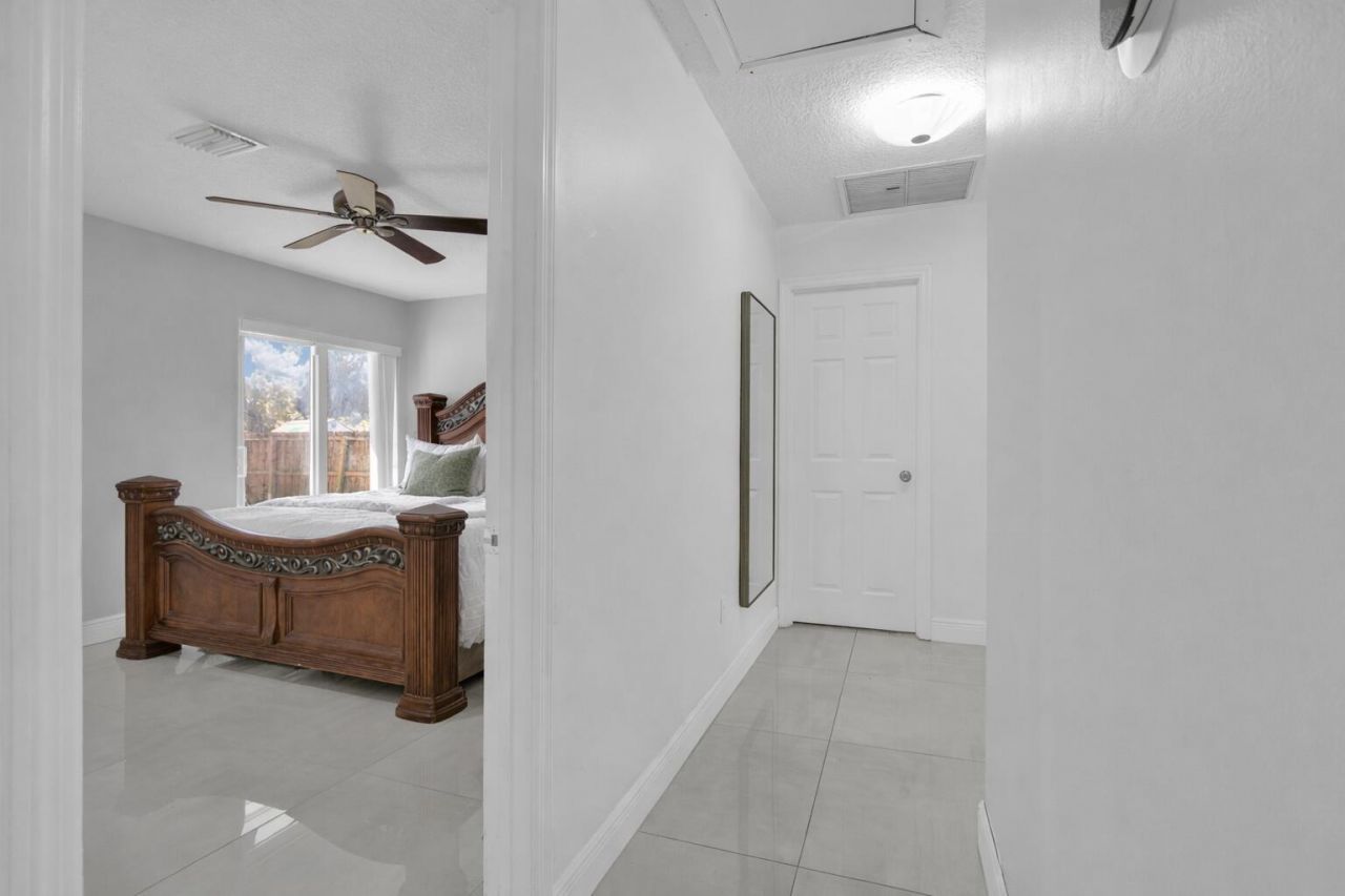 3150 Gulfstream Road, Palm Springs, FL 33461 Photo