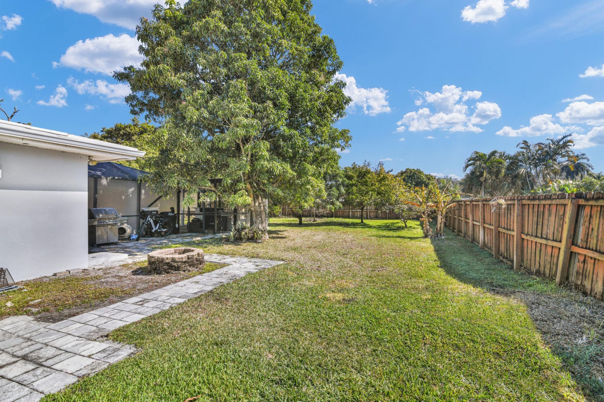 3150 Gulfstream Road, Palm Springs, FL 33461 Photo