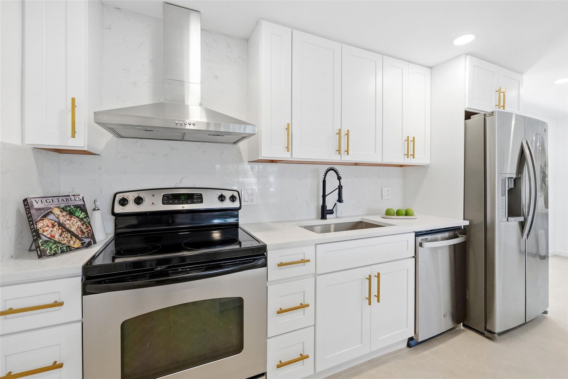 1710 SW 1st Avenue, Pompano Beach, FL 33060 Photo