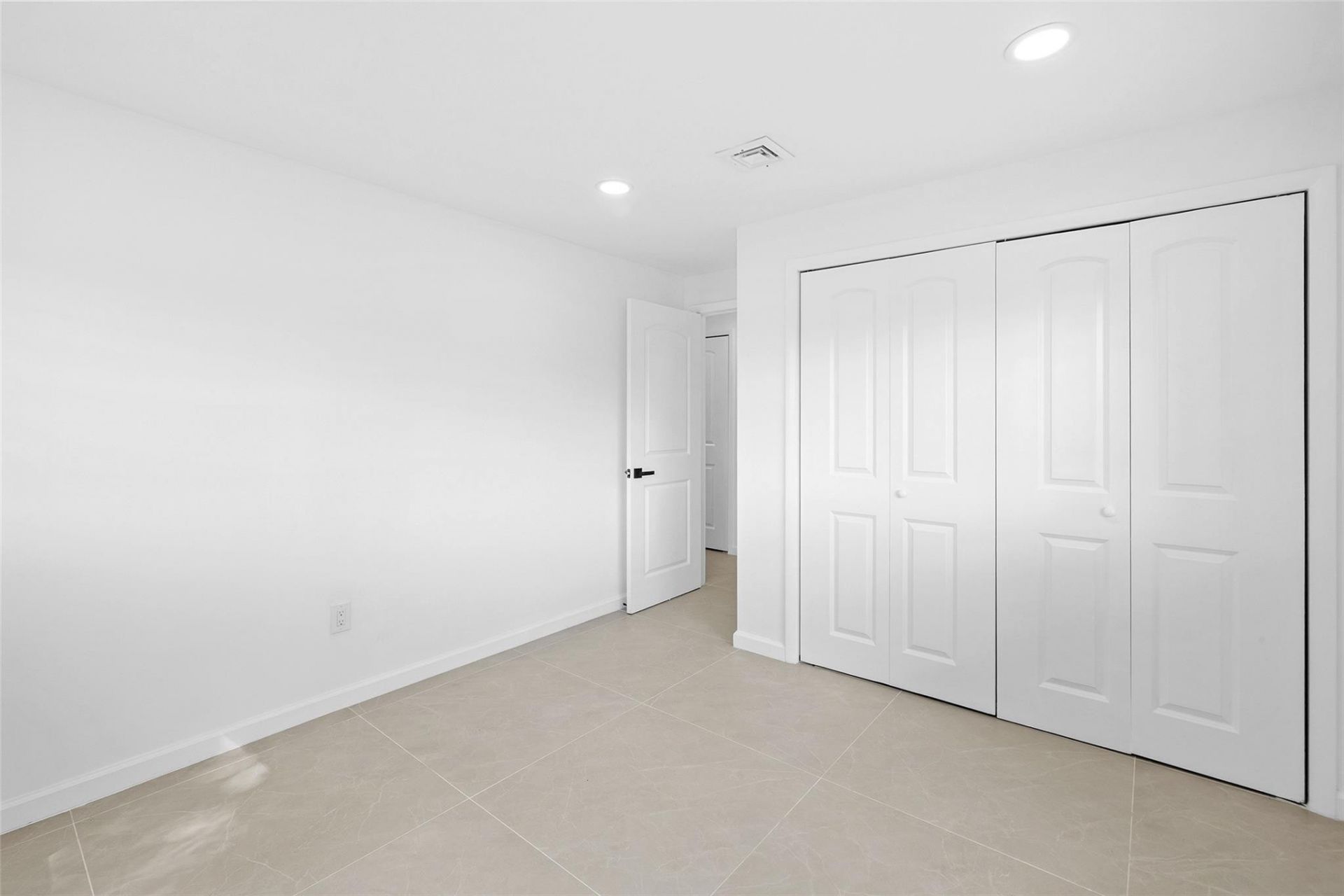 1710 SW 1st Avenue, Pompano Beach, FL 33060 Photo