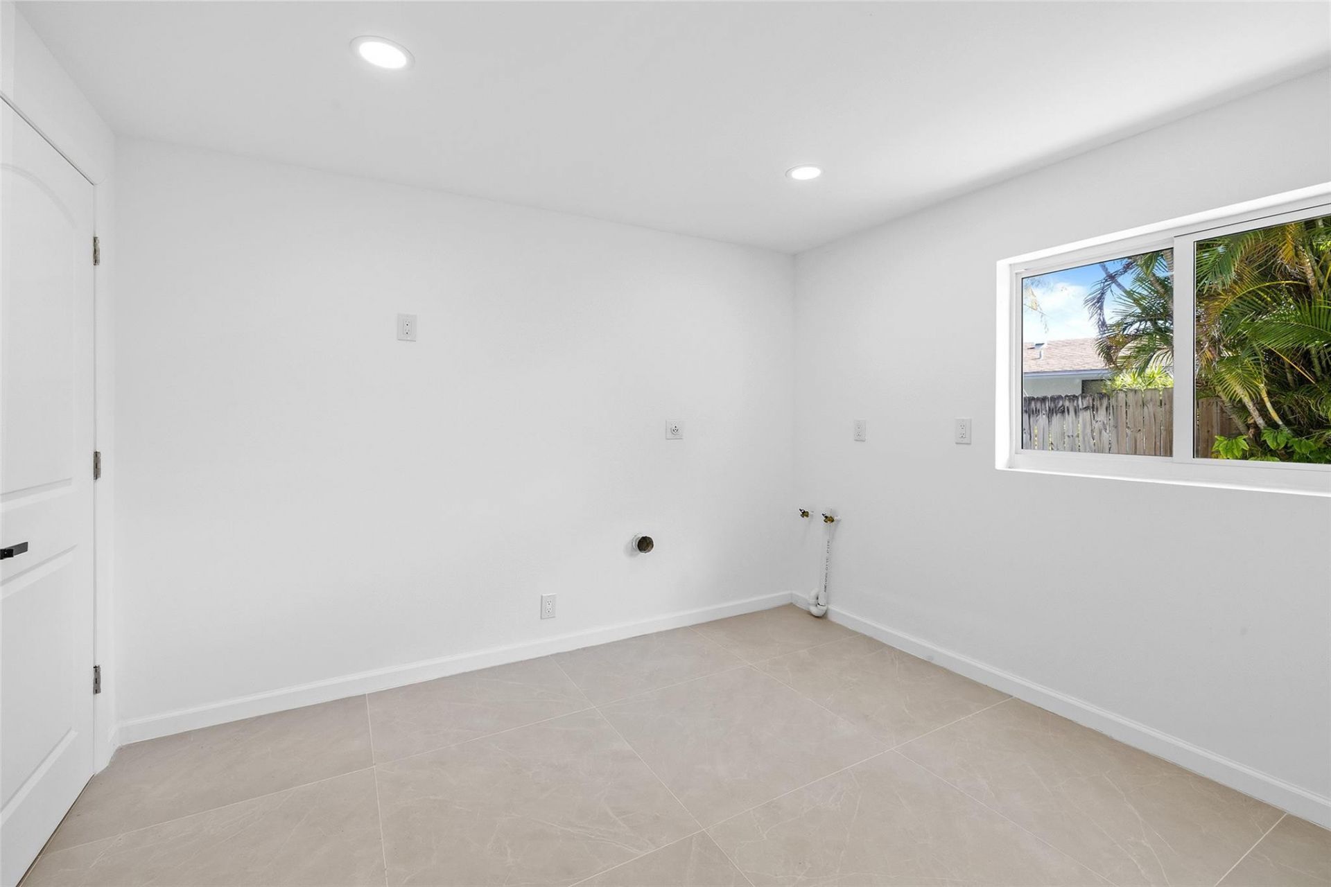 1710 SW 1st Avenue, Pompano Beach, FL 33060 Photo