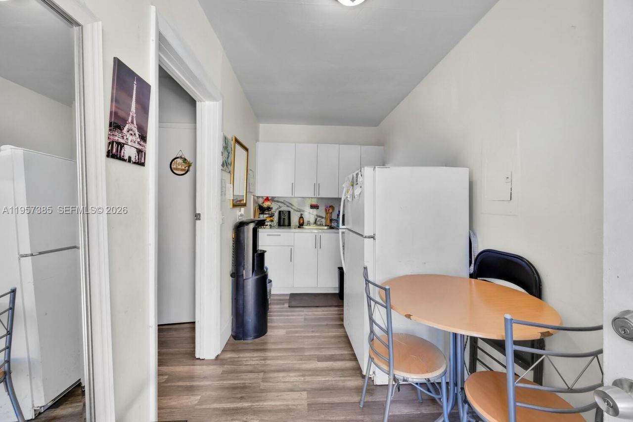 1362 SW 2nd St , Miami, FL 33135 Photo