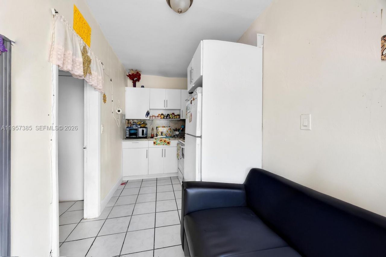 1362 SW 2nd St , Miami, FL 33135 Photo