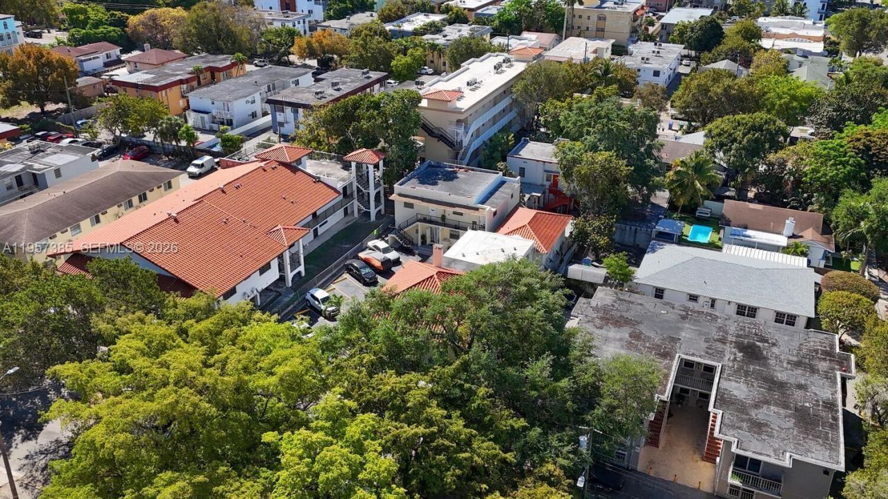 1362 SW 2nd St , Miami, FL 33135 Photo