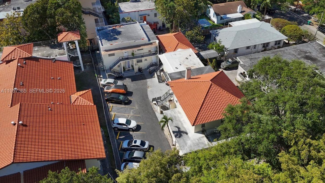 1362 SW 2nd St , Miami, FL 33135 Photo