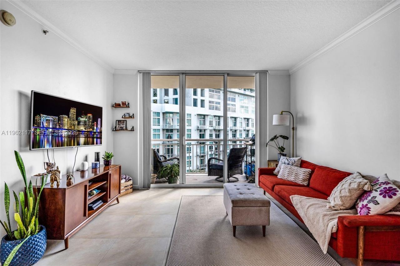 2000 N Bayshore Dr , Unit 909, Miami, FL 33137 Photo