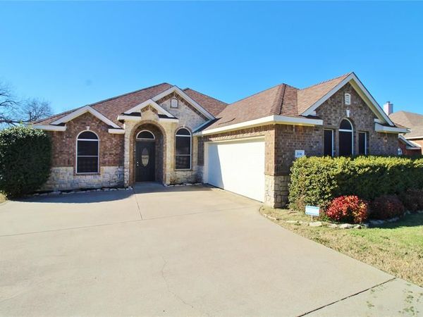 314 Cascade Drive, Red Oak, TX 75154