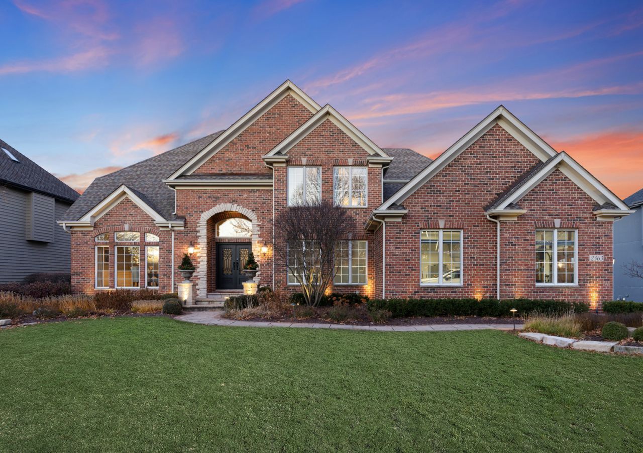 2363 Fawn Lake Circle, Naperville, IL 60564