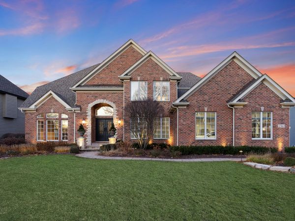 2363 Fawn Lake Circle, Naperville, IL 60564