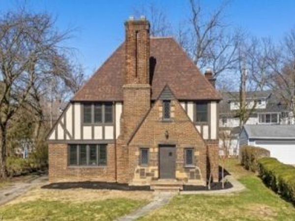 3145 Huntington Road, Shaker Heights, OH 44120