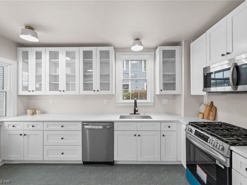 3145 Huntington Road, Cleveland, OH 44120 Photo 15