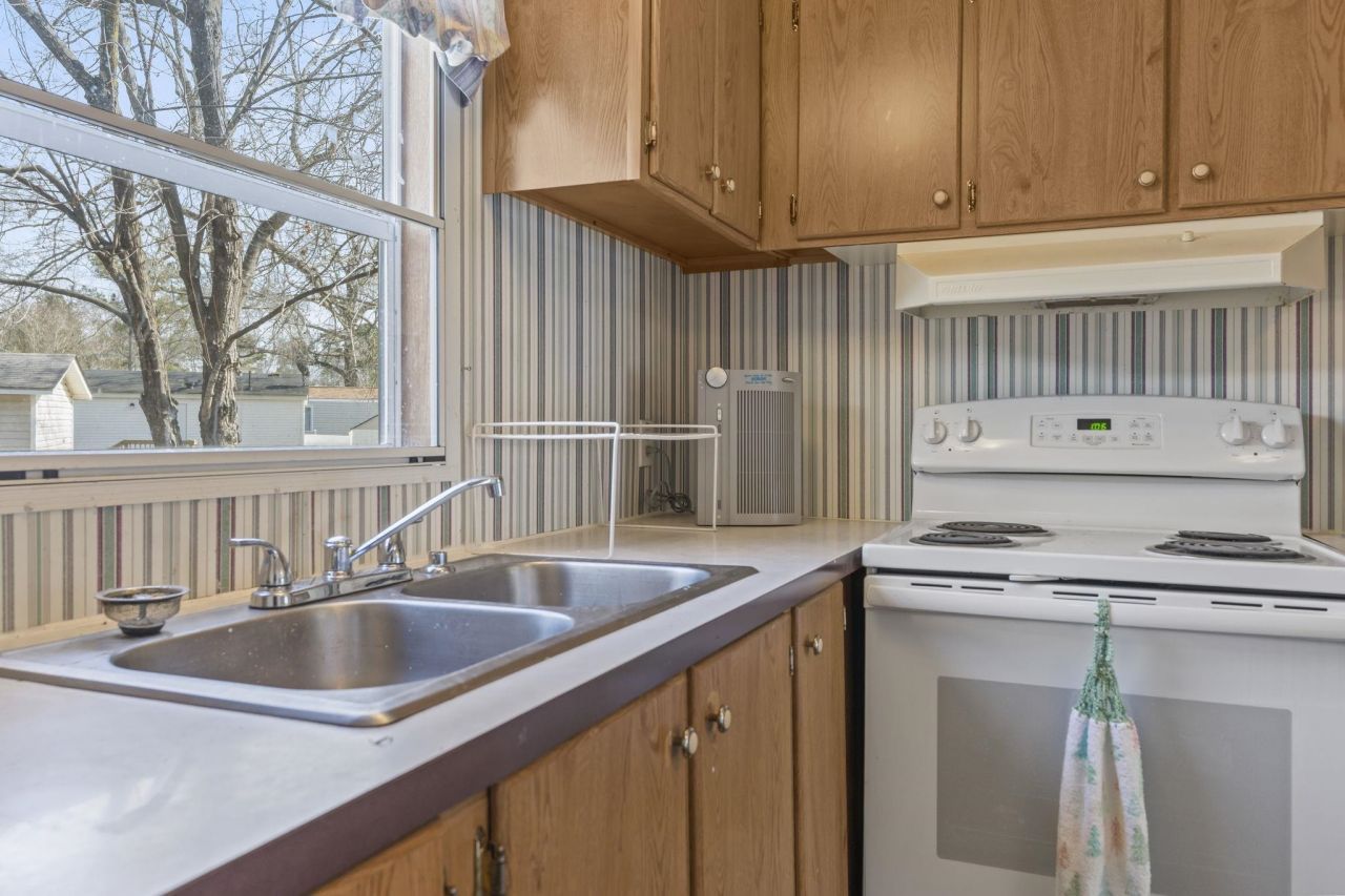 512 Folly Estates Dr. Photo 12